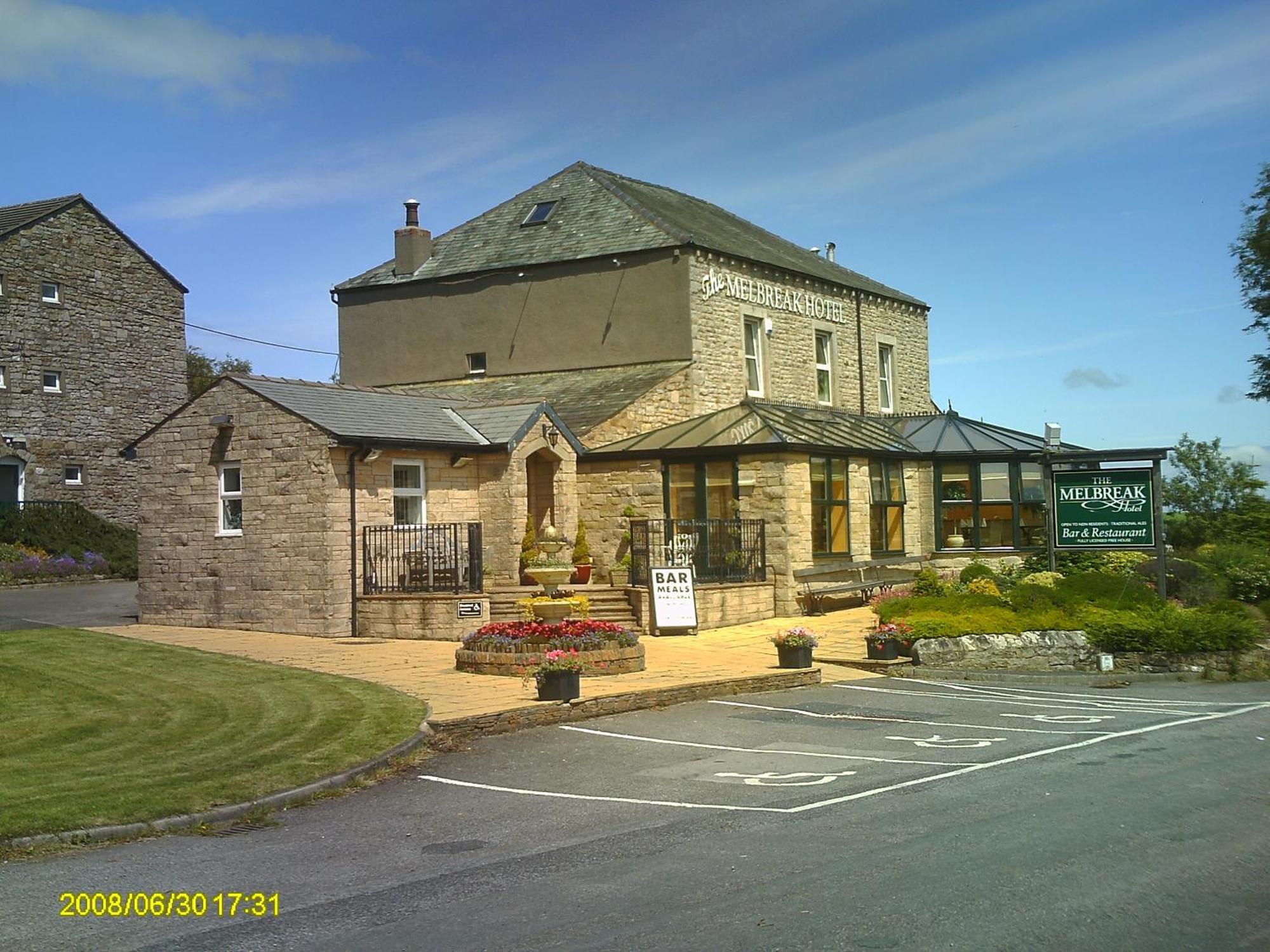 The Melbreak Hotel Great Clifton Exterior photo