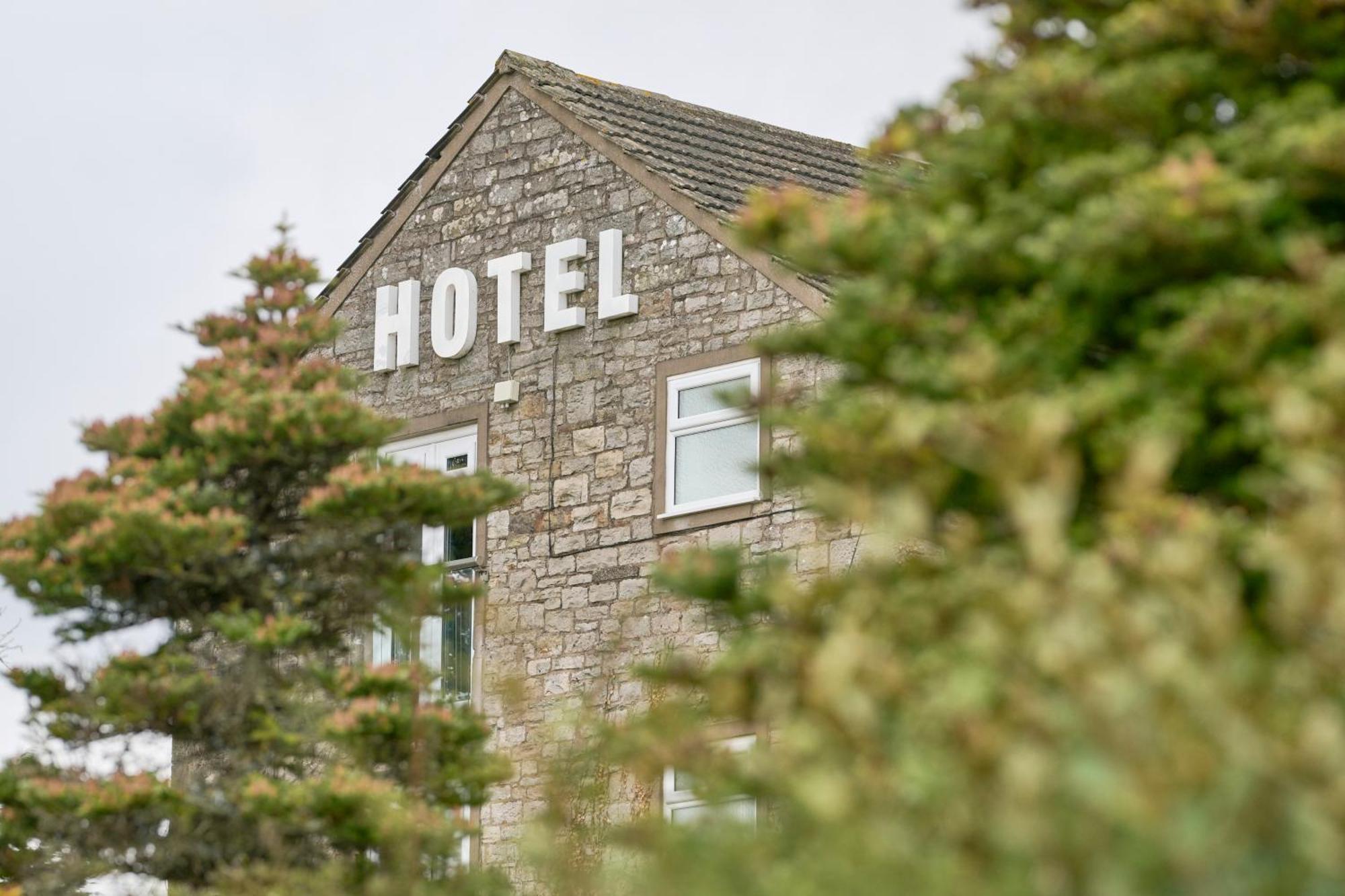 The Melbreak Hotel Great Clifton Exterior photo
